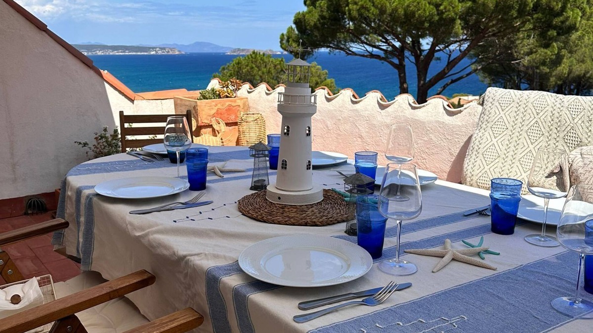 Sa Riera Apartment | Apt. Pals Beach/Begur with views of the Medes Islands.quiet area.community pool