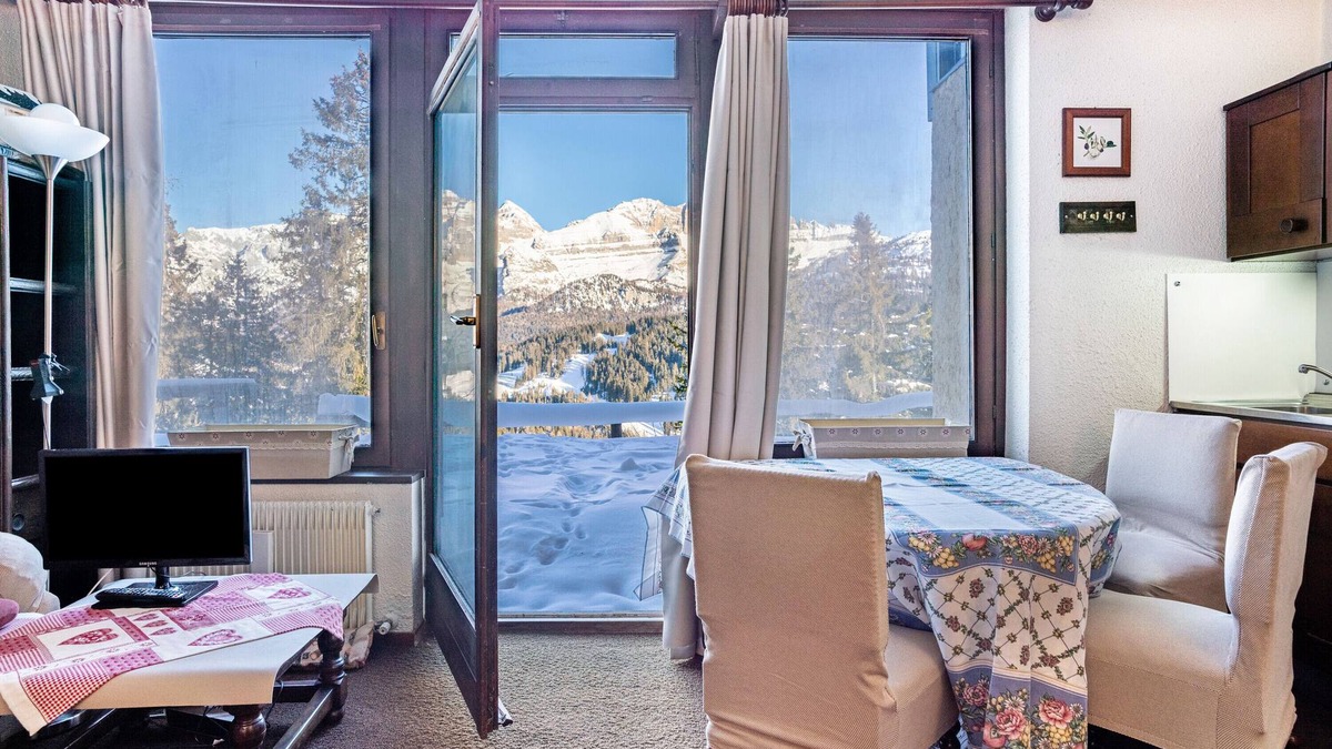 Madonna di Campiglio Apartment | Apt. "Patascoss" - Madonna di Campiglio with view of the Dolomites, Terrace & Garage