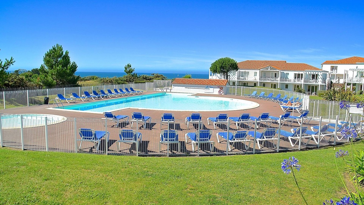 Chateau-d'Olonne Apartment | - Apt Waterfront A101-two heated pools secure family residence