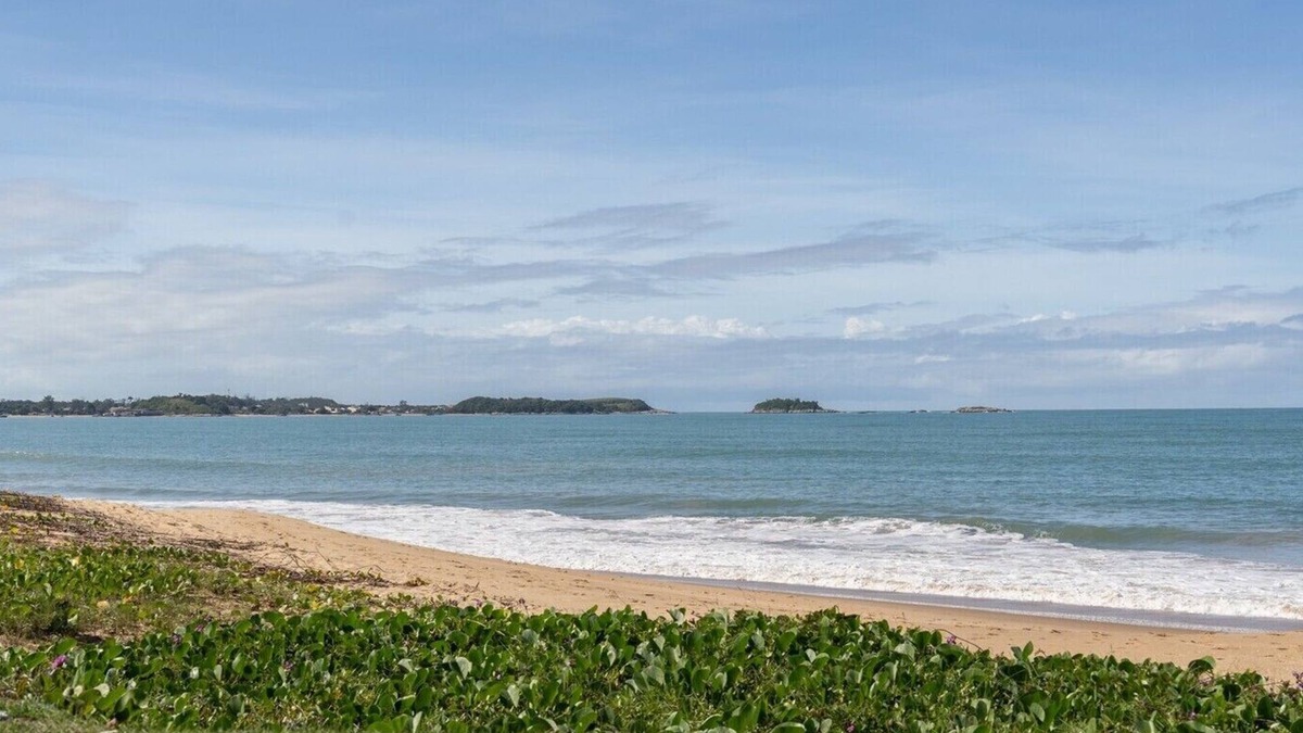 Rio das Ostras Apartment | Apto com Wi-fi a 950m da Praia da Tartaruga