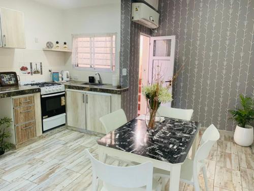 Banfield Apartment | Aquí es 1!
