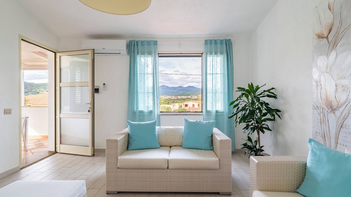 Tanaunella Apartment | AQUA, Comfortable and bright apartment