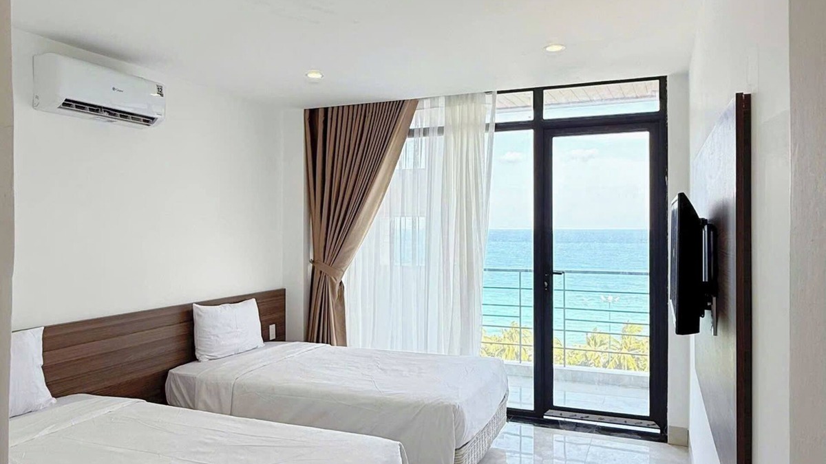 Tran Phu Beach Hotel | Aqua Hotel & Spa