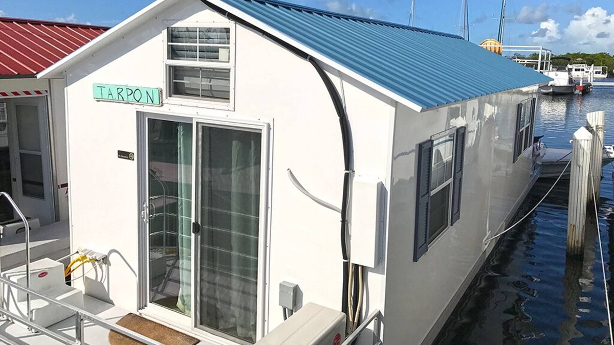 Tavernier Boat Rental | Aqua Lodge Houseboat "Tarpon"