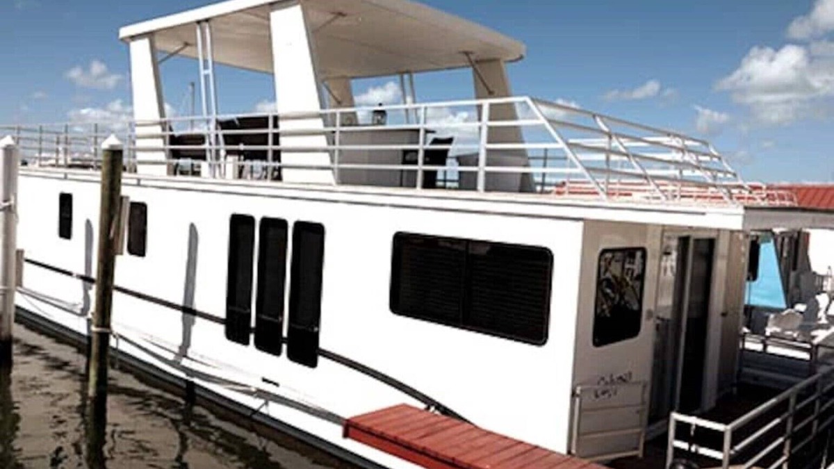 Tavernier Boat Rental | Aqua Lodge Houseboat "Calypso"