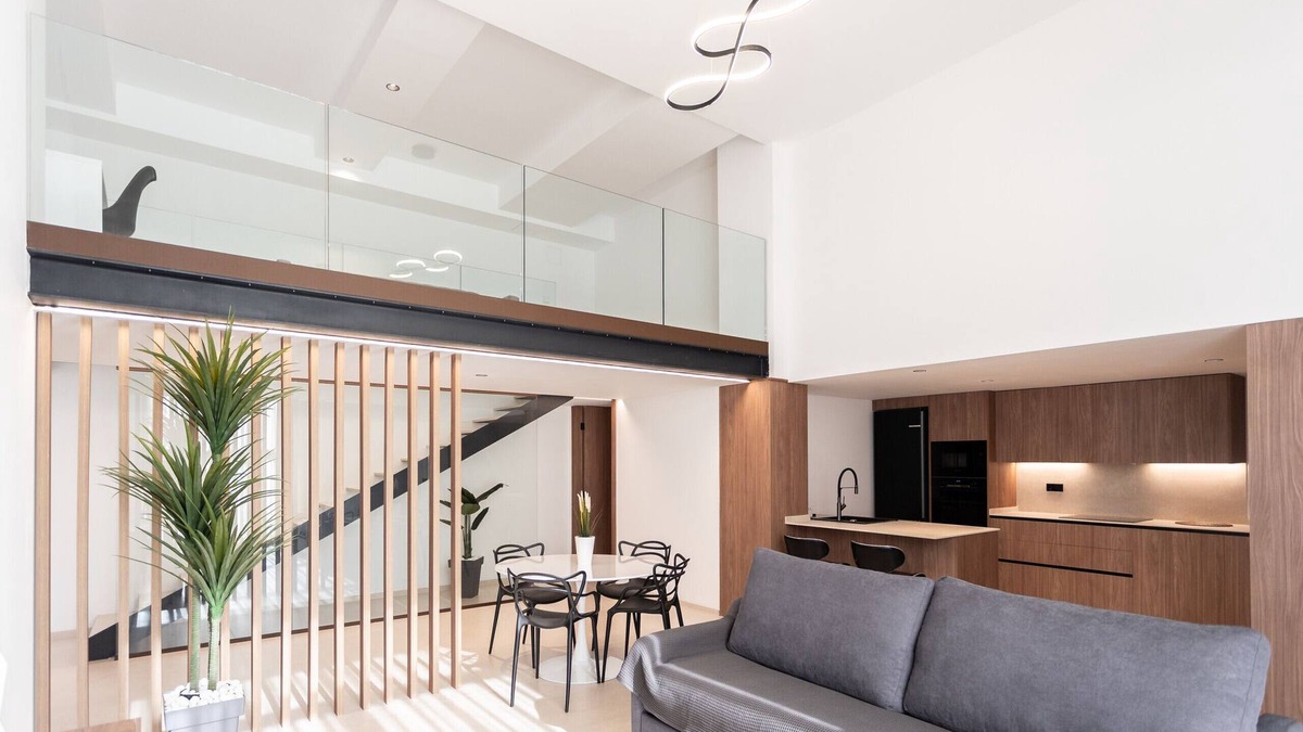 Penya-roja Apartment | Aqua Suites Ciudad de las Artes I. A/C + 6 Pax
