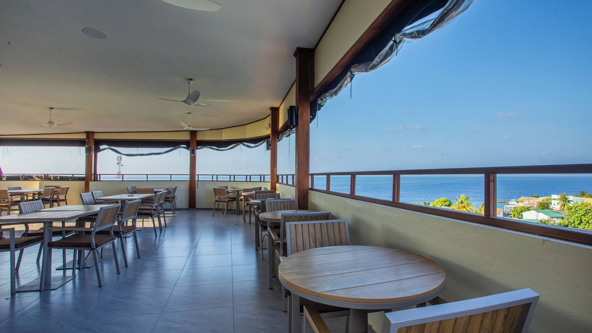 Maduvvari Hotel | Aquaraa