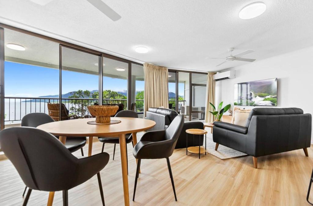 Cairns Central Business District Apartment | Aquarius Esplanade Retreat