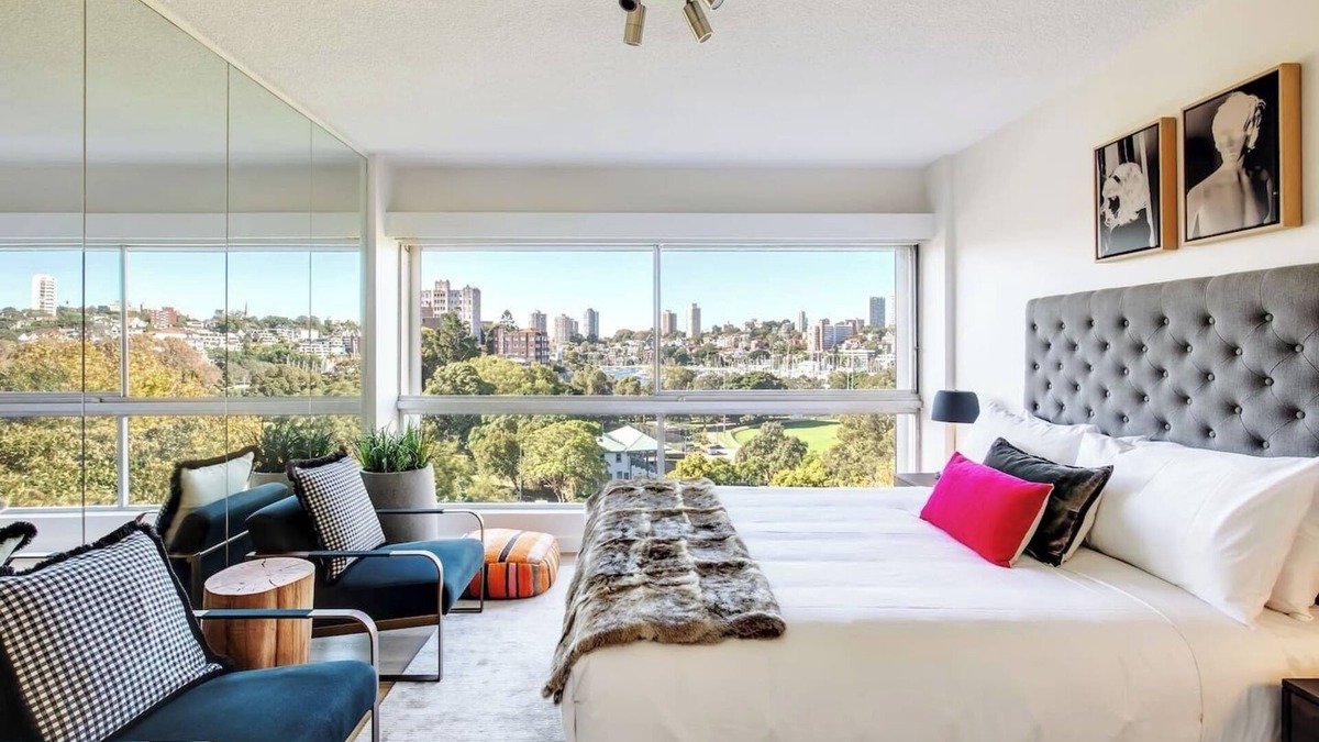 Rushcutters Bay Apartment | Aquarius Rising Poolside in Rushcutters Bay