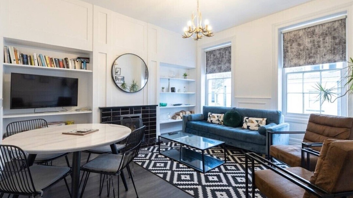 St. Helier Apartment | Aquila House: 2 Bed Victorian Apartment