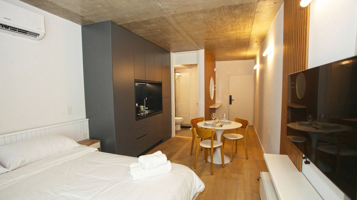 Belgrano House | "Your Temporary Home in the City: Comfortable and Centrally Located Apartment"