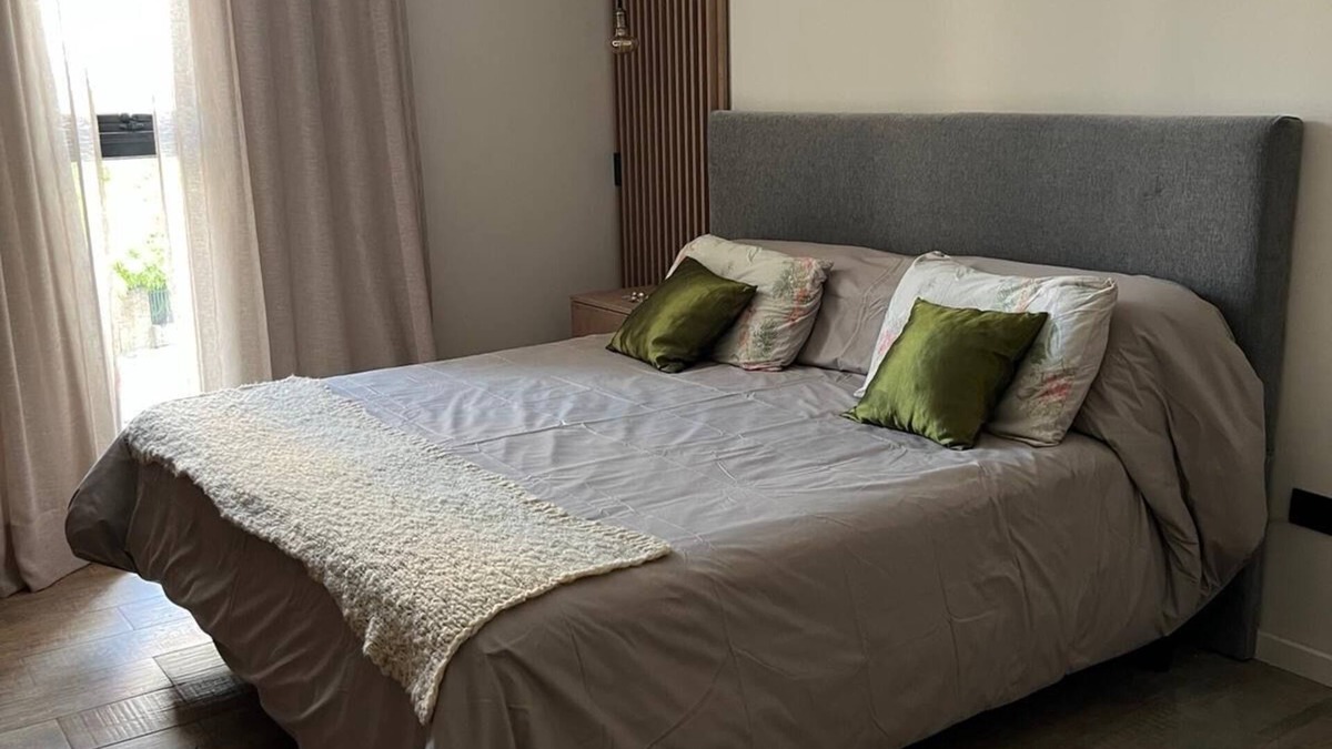 Rio Ceballos Apartment | Trendy Loft in Güemes - Walk to Art, Bars & Antiques