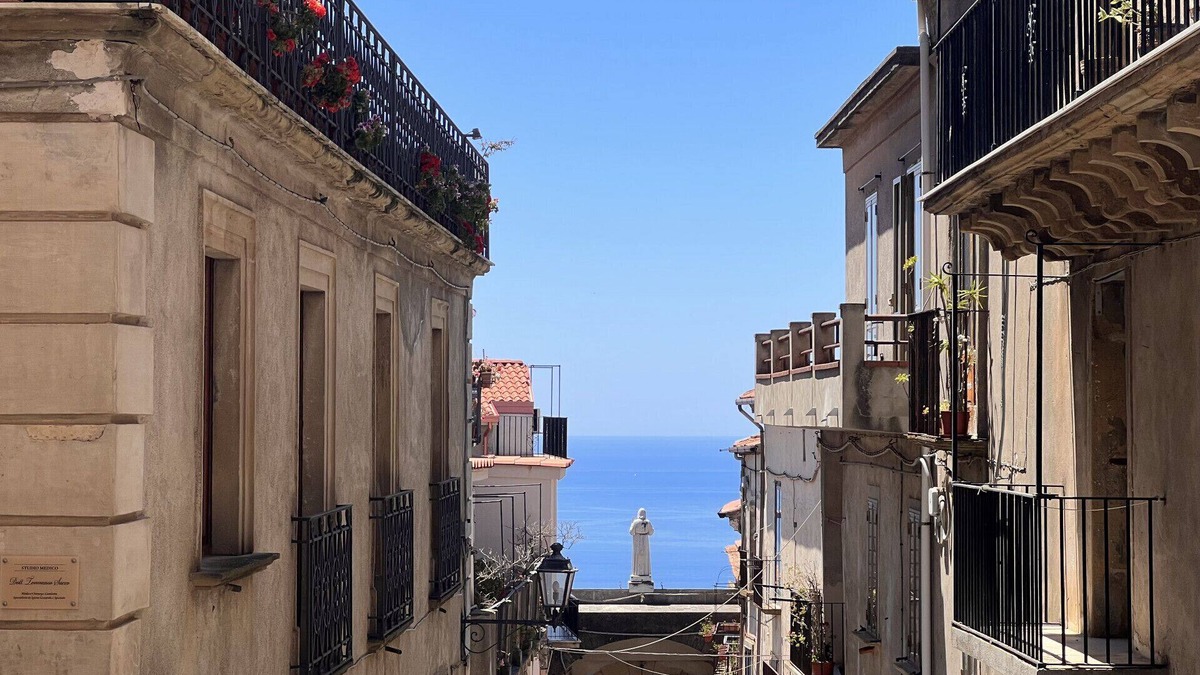 Fuscaldo Apartment | Ara cruce - Apartment in the historic center of Fuscaldo