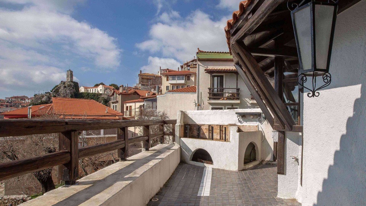 Arachova Apartment | Arachova Nest in the Village by GHH