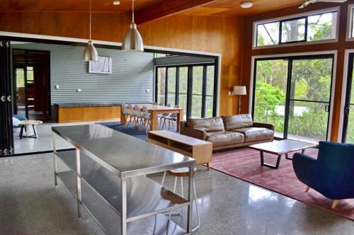 Arakoon House | Aranakie- 7 Grey Street Arakoon - Full Linen Provided