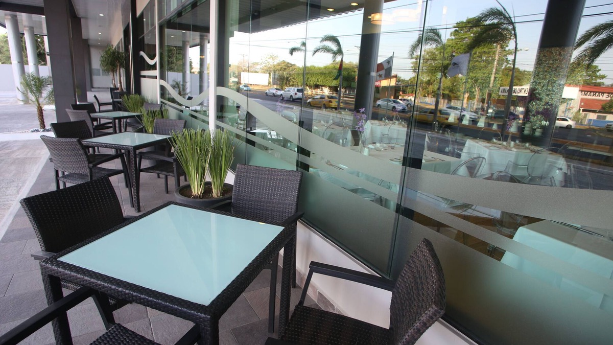 David Hotel | Aranjuez Hotel & Suites