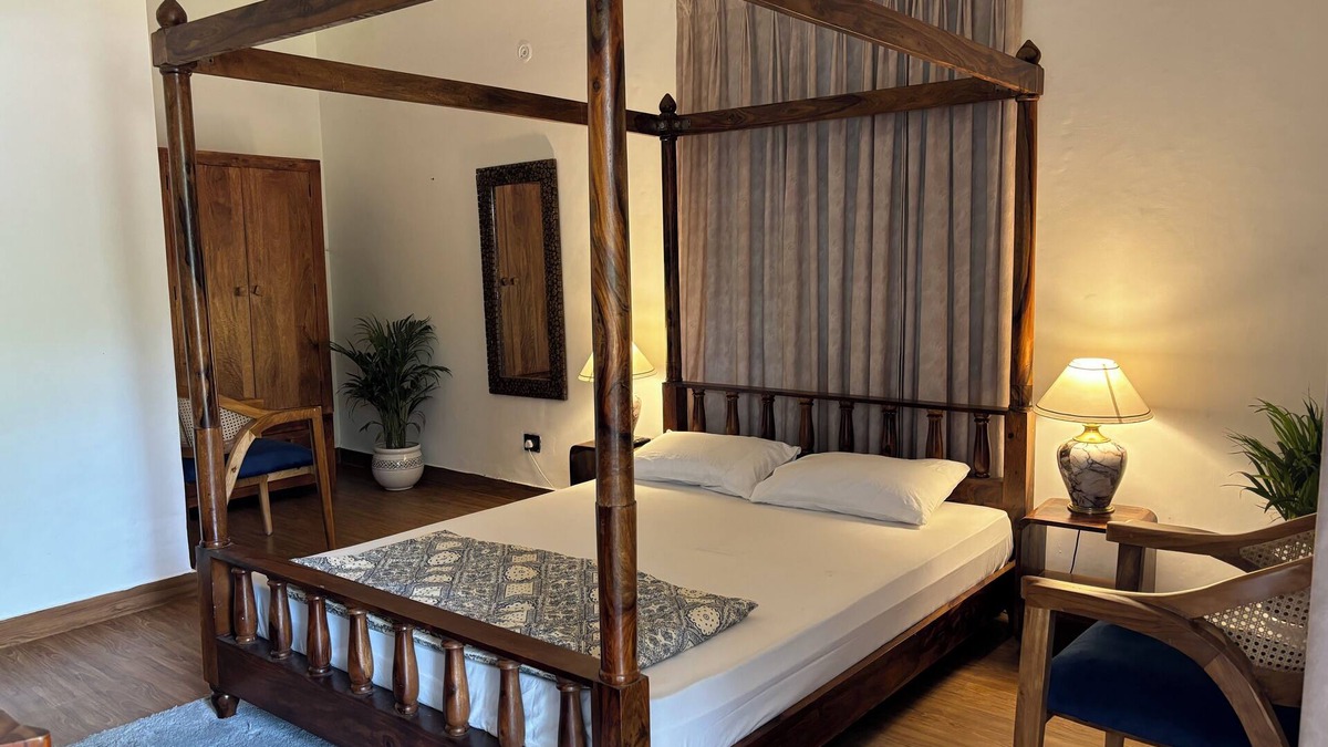 Gurugram Other | Aravali farm stay with horses offers a unique getaway amidst nature and horses.