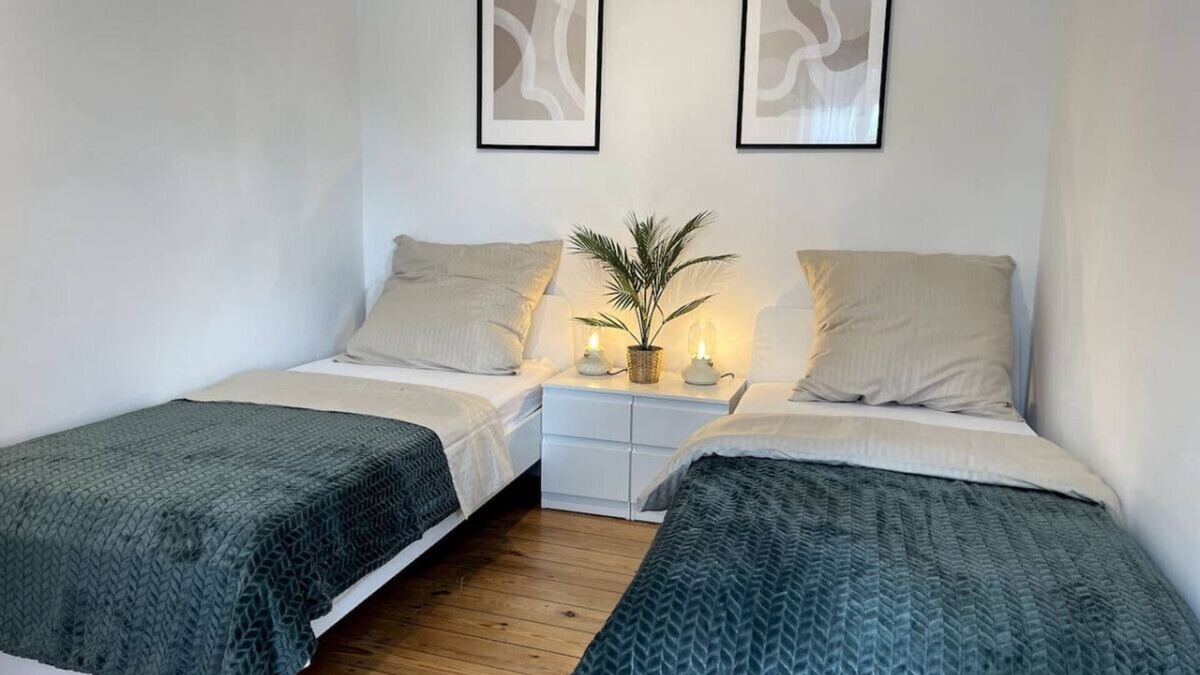 Groß Behnitz Apartment | Arbio Behnitzer Monteurzimmer for 3 people