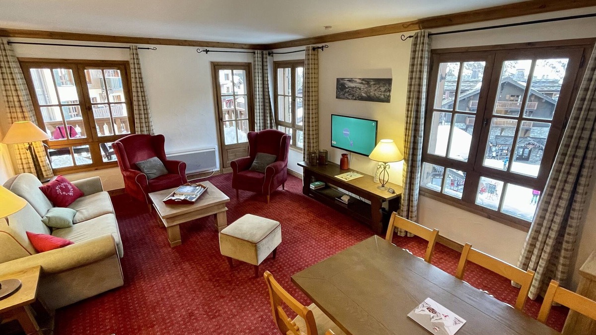 Arc-2000 House | ARC 1950 - 2 bedroom apartment - 6 people - Res 5*, swimming pool, hammam, sauna, jacuzzi - Paradiski