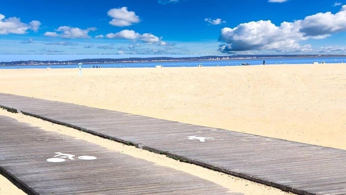 Arcachon Apartment | Arcachon beautiful 12m2 terrace with Harbour View and beach Classified 3 *