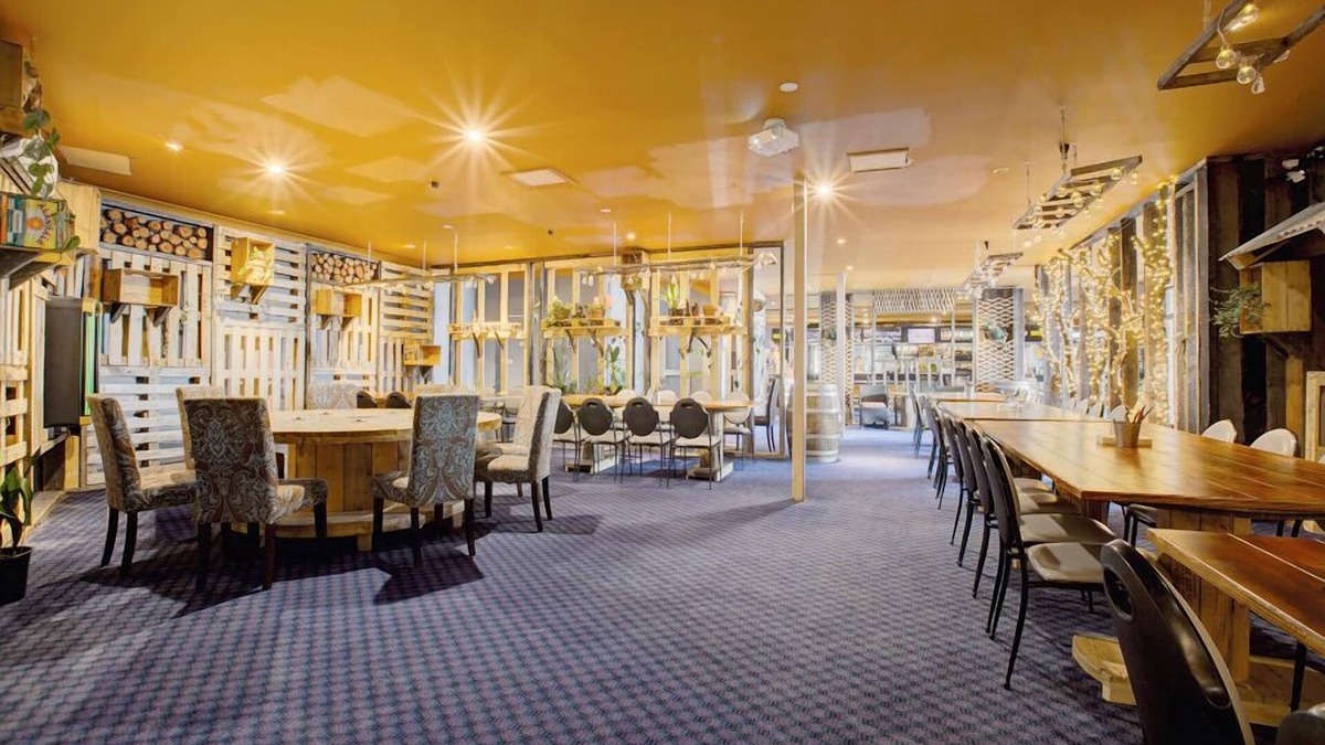 Kurrajong Heights Hotel | Archibald Hotel