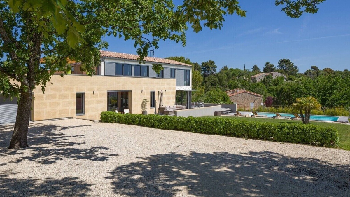 Lacoste House | Architect-designed house with heated pool in the heart of the Luberon - Air-conditioned first floor-