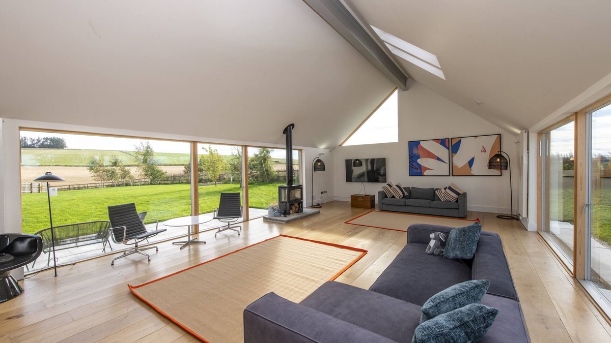Westhill House | Architect Designed LodgenReconnect with nature at this unforgettable escape