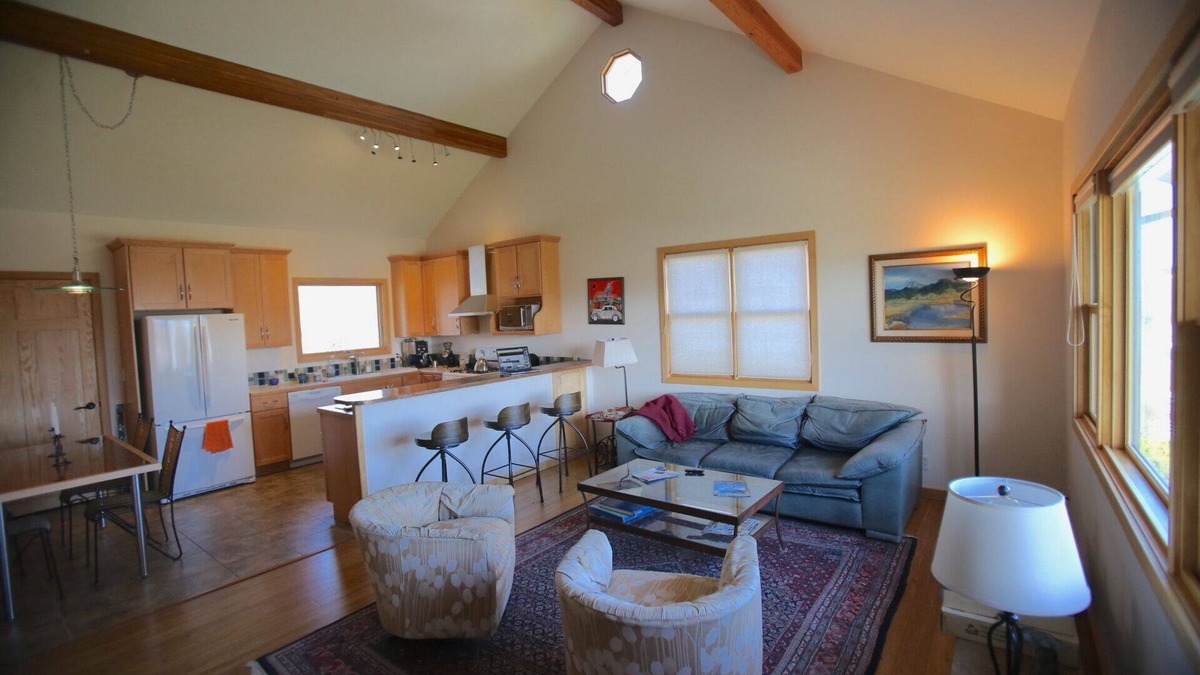 Sheridan House | Architect's upscale home near HIstoric Downtown