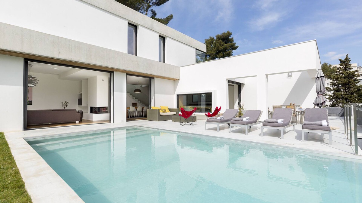 Perier House | Architect's villa & swimming pool in the heart of Marseille