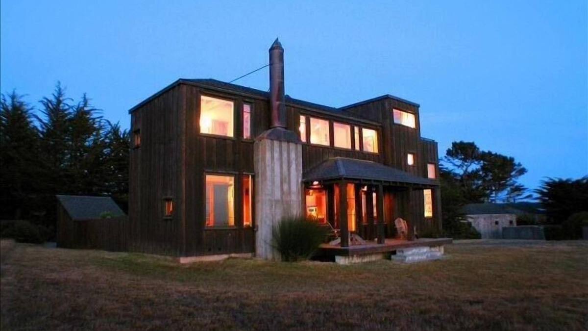Sea Ranch House | Architecturally Stunning Ocean View Home featured in Coastal Living Magazine