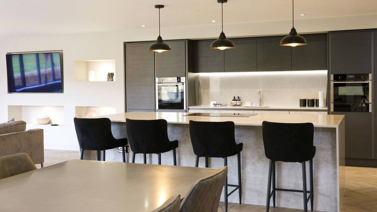 Blackburn Cottage | Archstone House