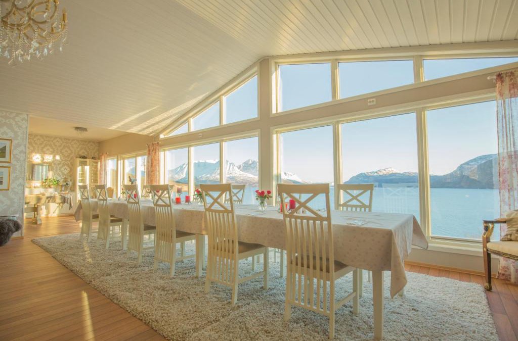 Lyngen Cabin | Arctic Panorama Lodge