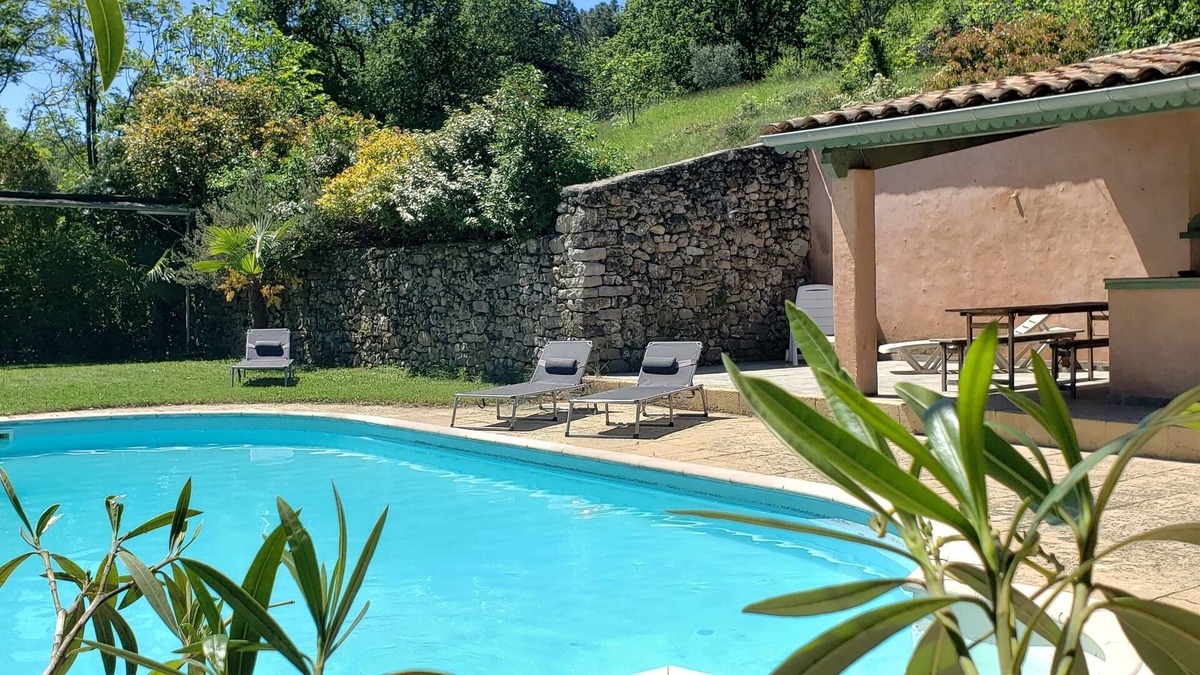 Saint-Paul-le-Jeune House | Ardèche Sud Gite Fleur d'Acacia 6 people Swimming pool 11m*5 Land 4500m2