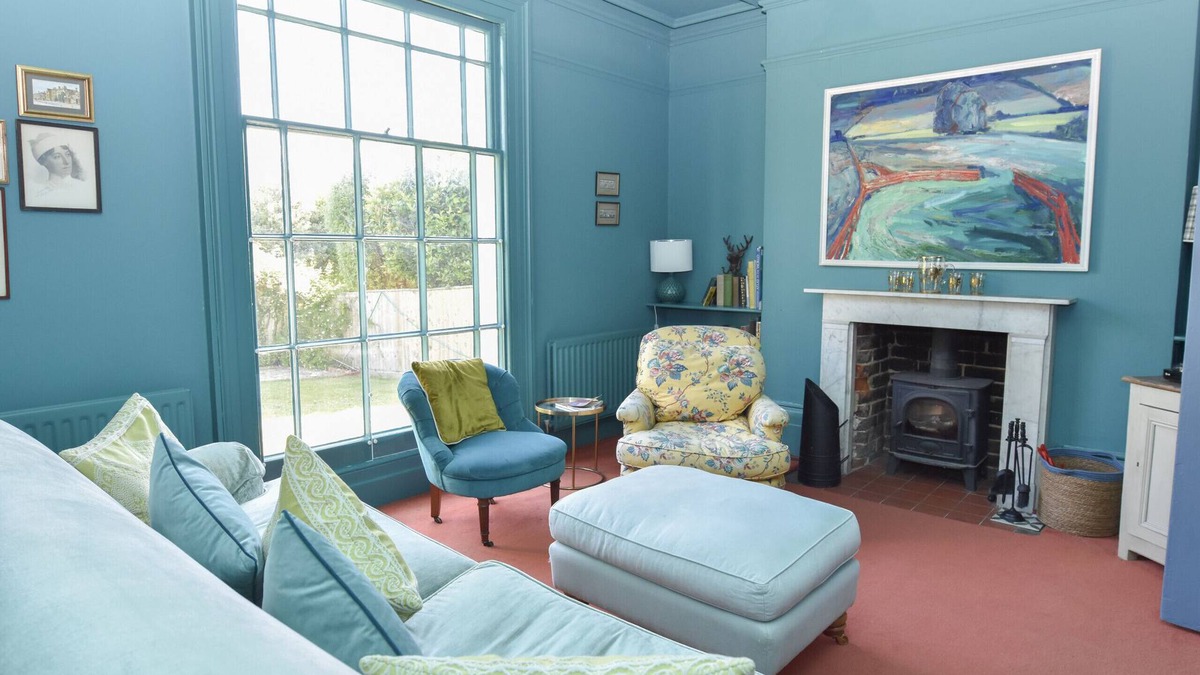 Ryde Ski Chalet | Arden Villa with Sea Views