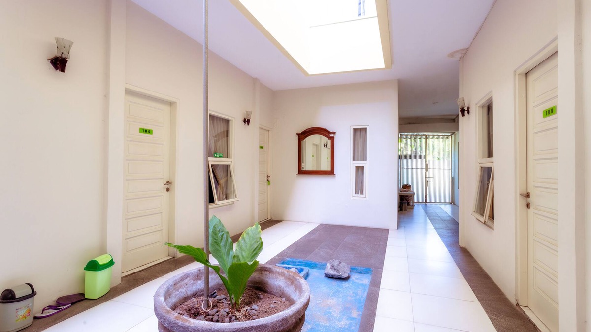 Sedati Hotel | Ardhya Guest House