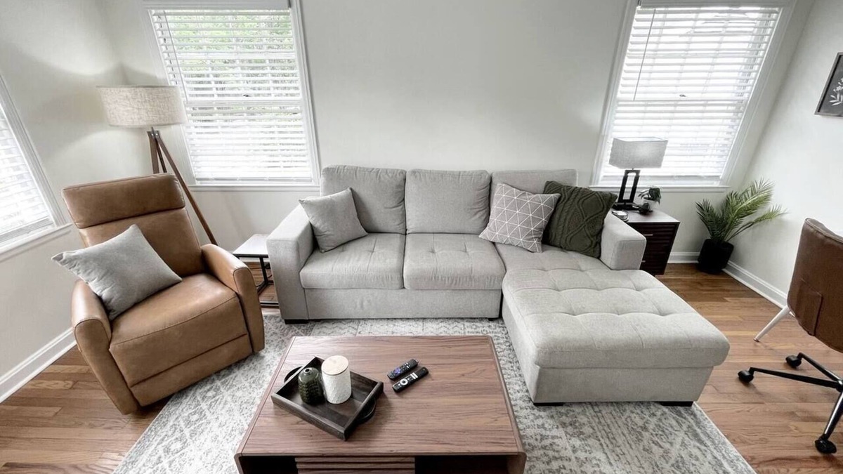 Midtown Apartment | Ardsley Upscale Living Unit #4