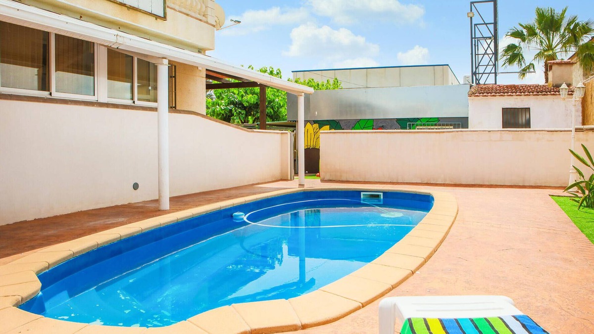 Fortuna House | Are you dreaming of a comfortable family vacation? Then this vacation home with panoramic view and p