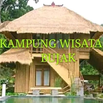 Batukliang Apartment | Area bebas