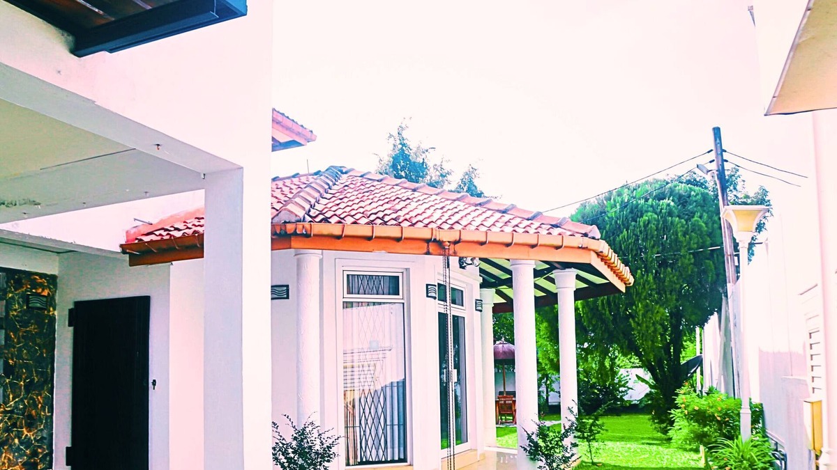 Seeduwa - Katunayake Villa | Ared Villa