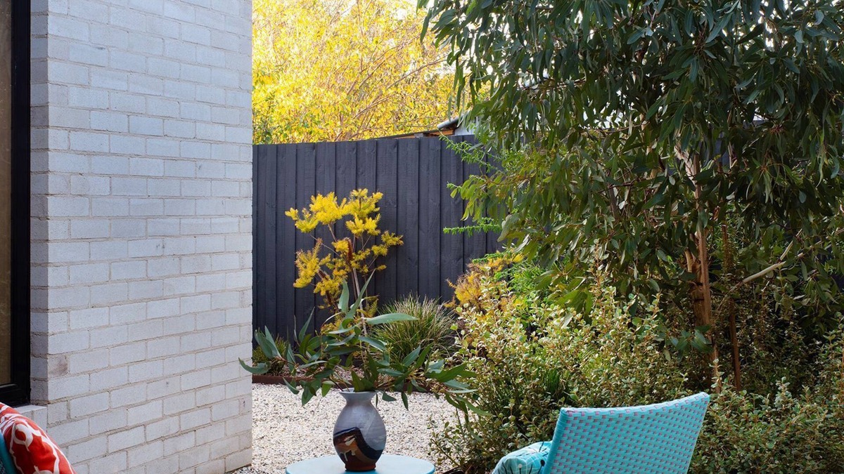 Daylesford House | Arenas North - indulge in mid-century elegance