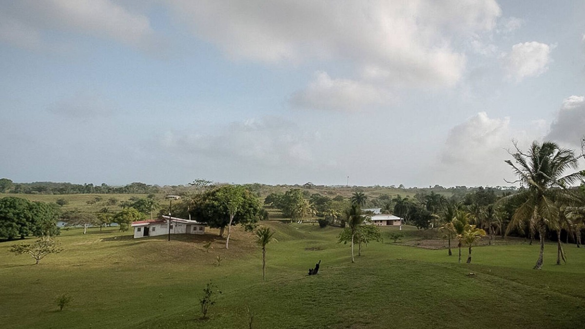 Arenosa House | Arenosa Panama Gated Lakefront Farm with 3000 Sqft Home