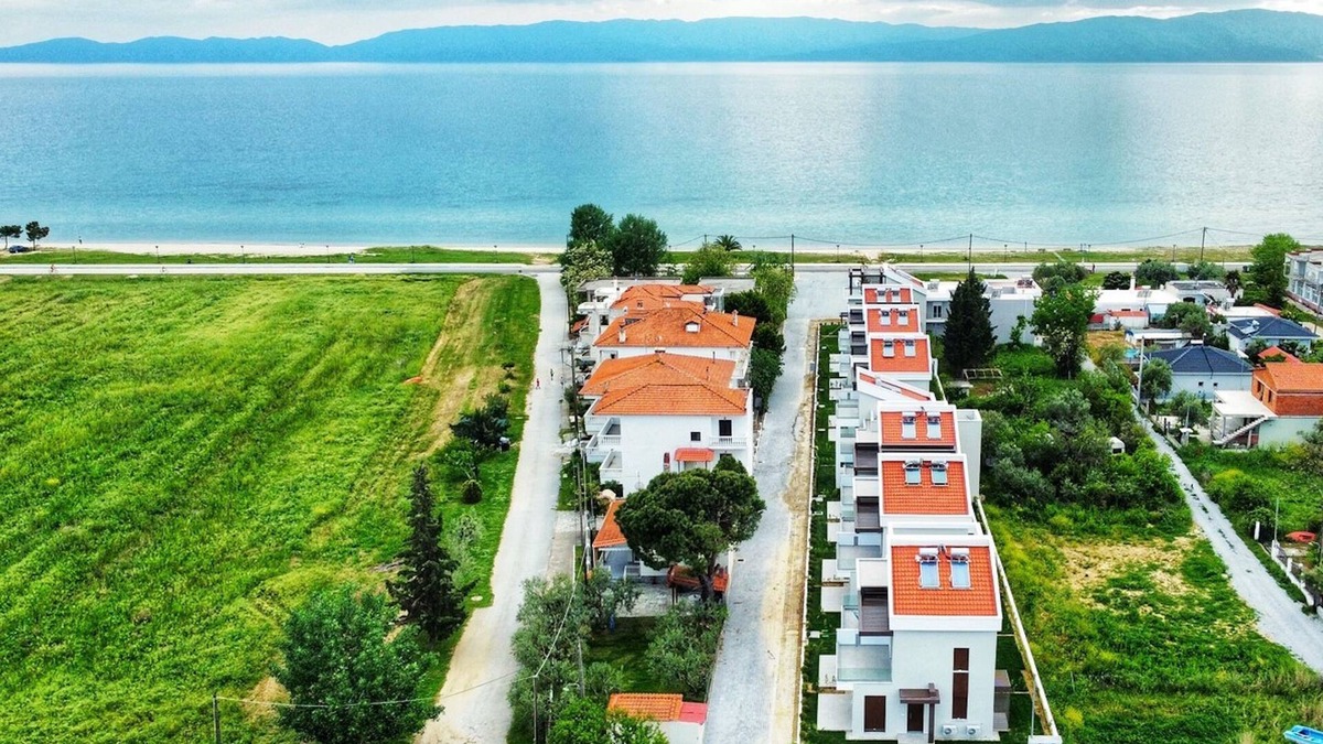 Paralia Ofryniou Villa | Argilos & Argilos Deluxe Residential Complexes-Two - Bedroom Duplex with Garden