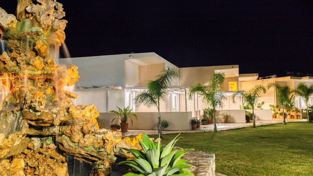 Paralia Kourna House | Argiri Apartments & Suites
