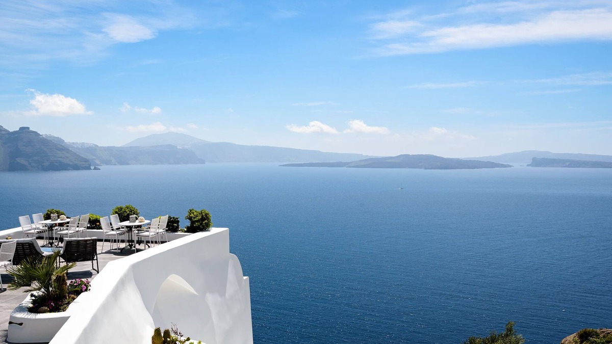 Oia House | Aris Caves