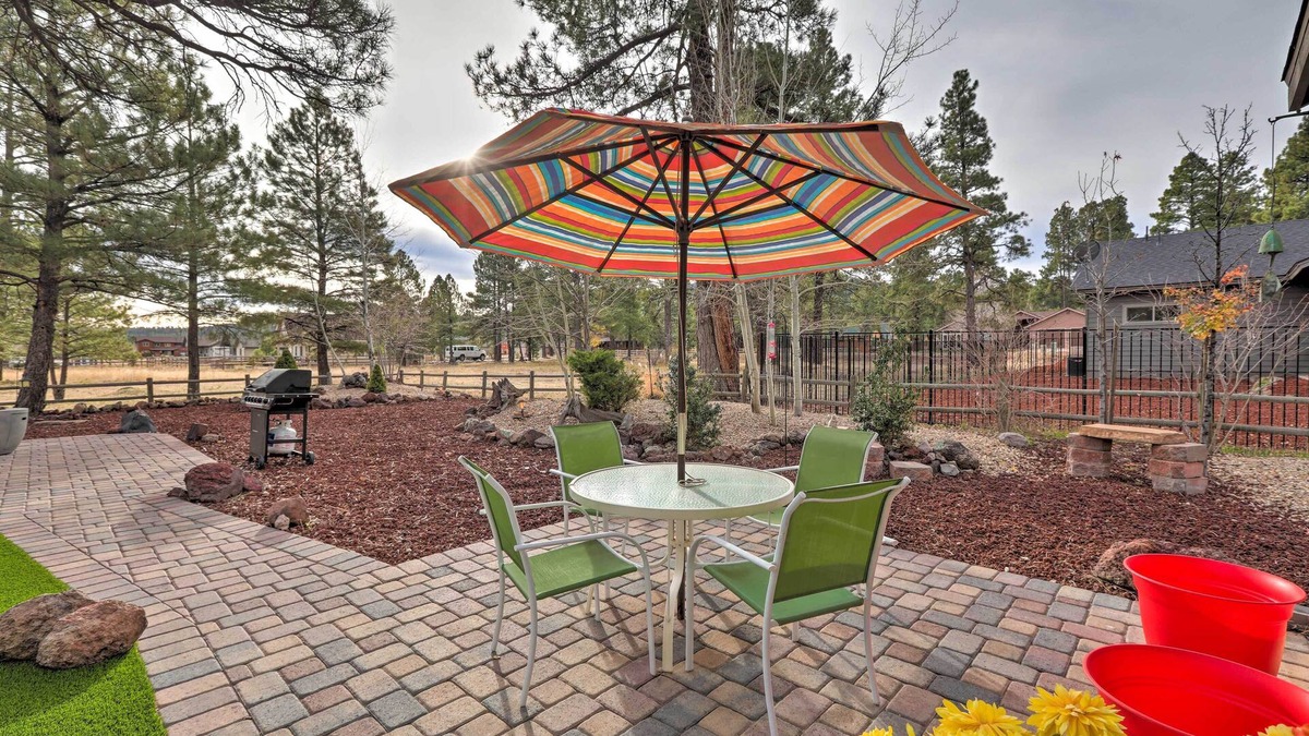 Williams House | Arizona Home w/Patio, Fire Pit & Gas Grill