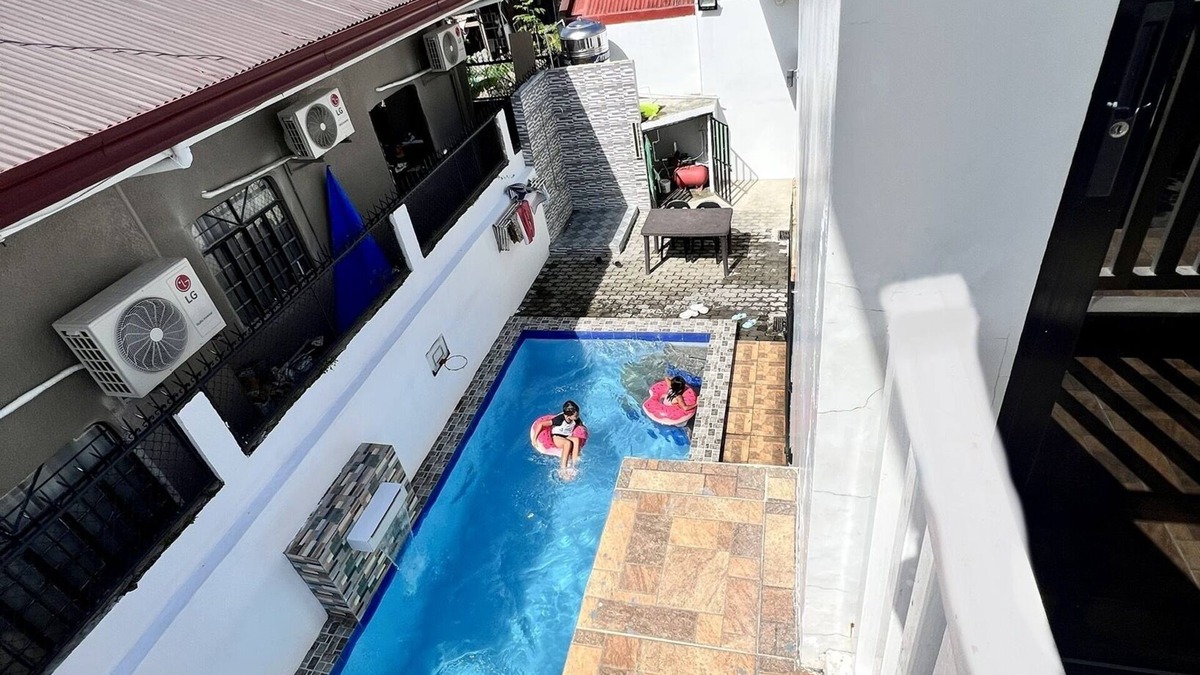 Angeles City House | Arizona Splash Private Pool Villa