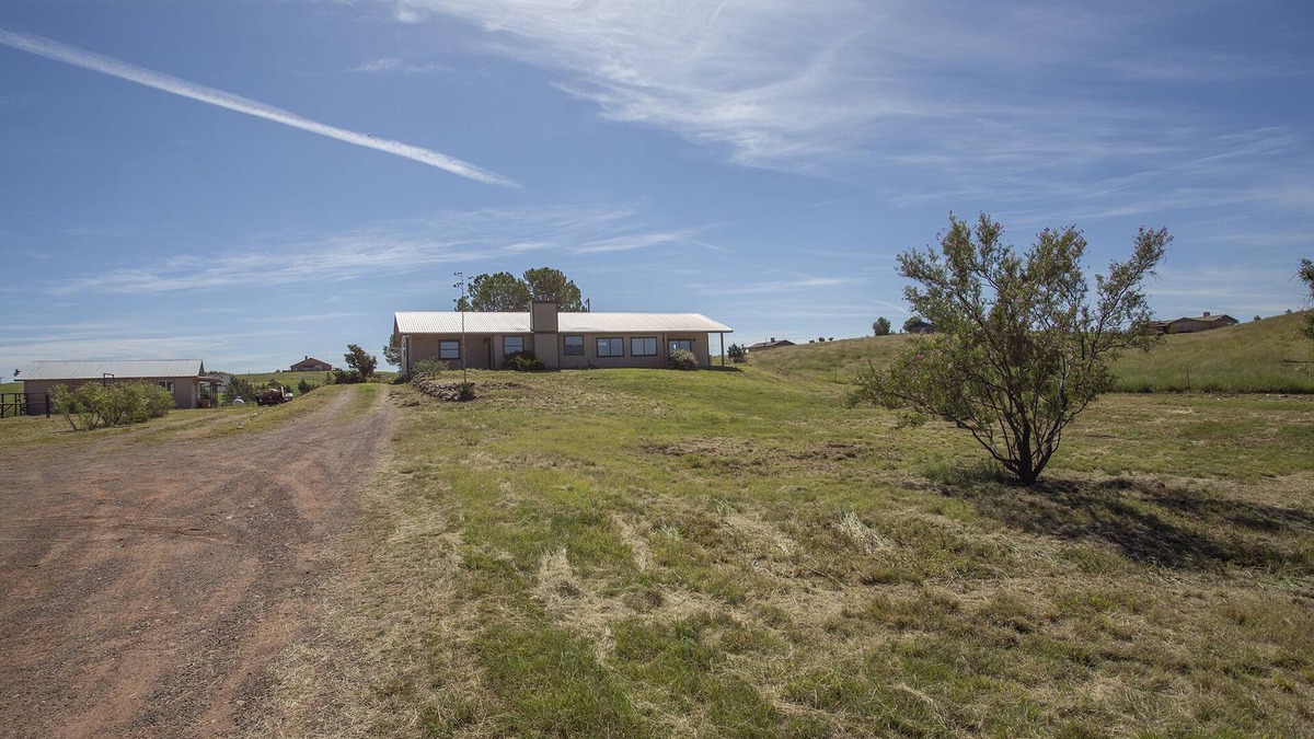 Sonoita House | Arizona Wine Country, 4 bed/3bath 2 master suites. 2018 remodel