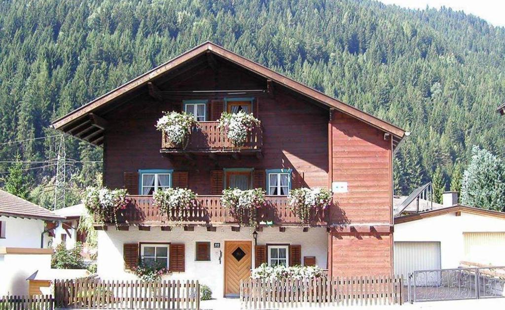 Flirsch House | Arlberghaus Rocks