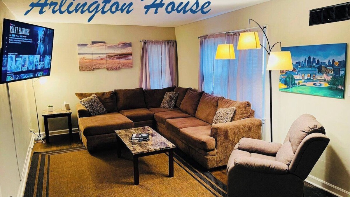 Independence House | Arlington House