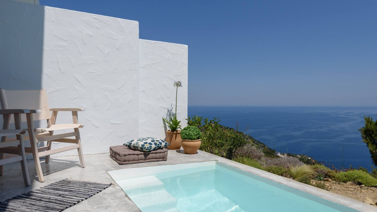 Alonissos Apartment | Armonia 4* Hotel: Deluxe sea view room with mini pool-hydromassage